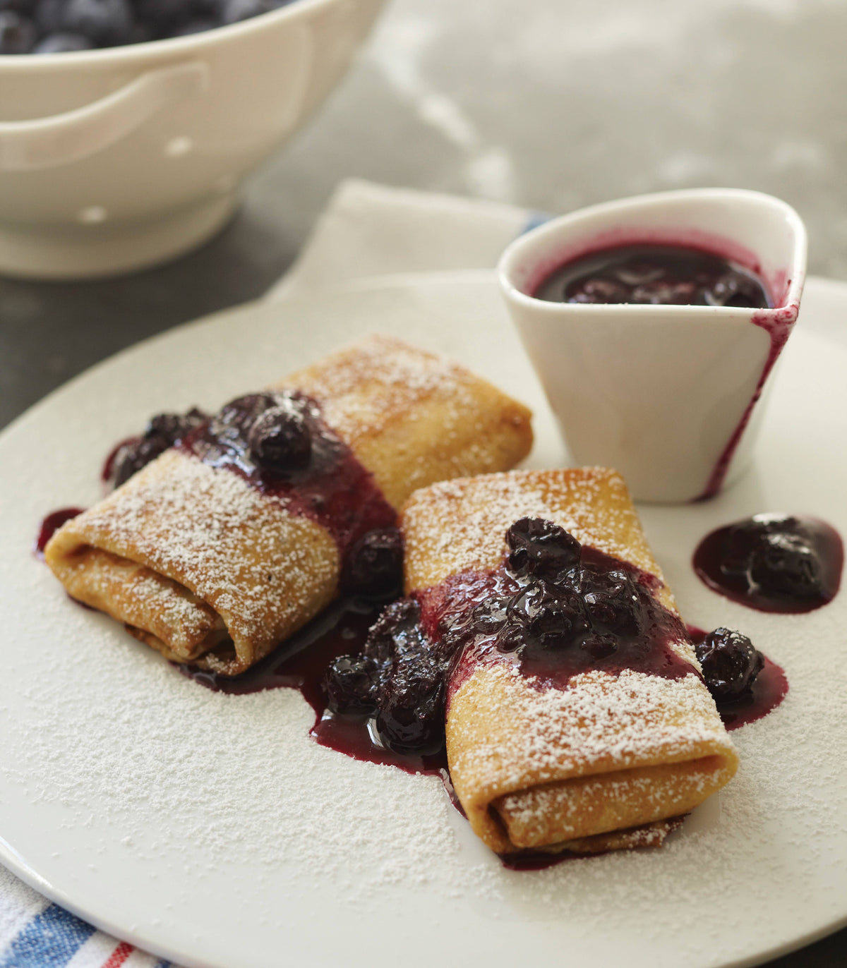 Chronicle Books - Crepes: 50 Savory and Sweet Recipes