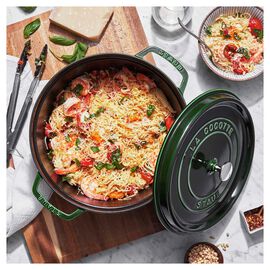 Staub Cast Iron Oval Cocotte Color: Black Matte, Size: 5.75 qt