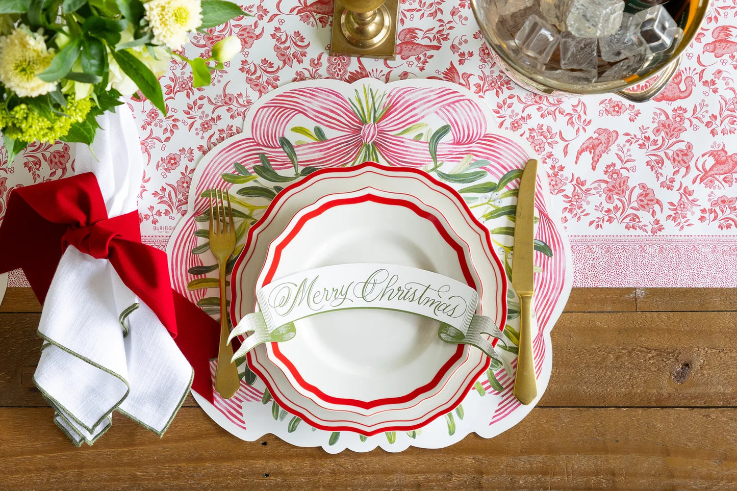Die-Cute Mistletoe Placemat - 12 Sheets