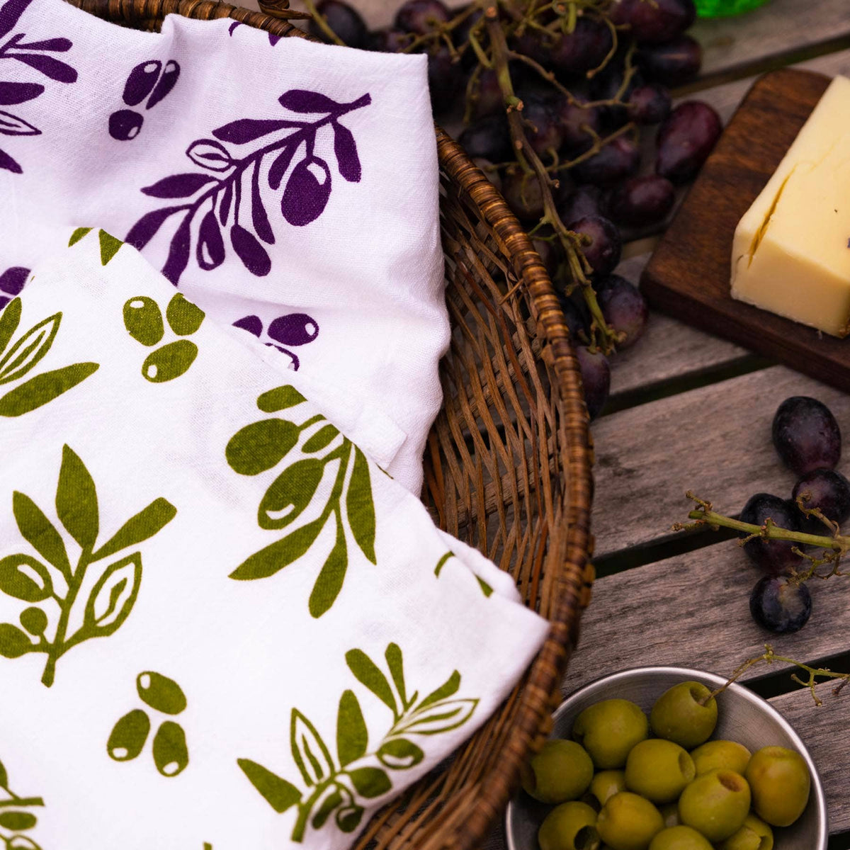 Flour Sack Dish Towel - Olives