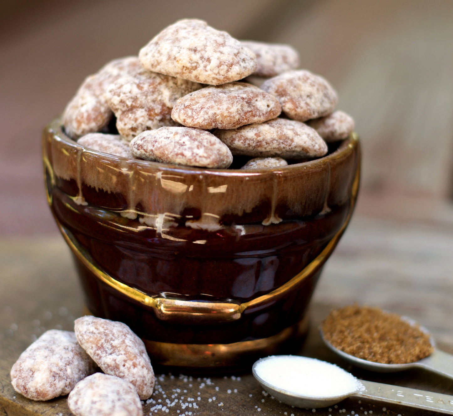 12 oz. Southern Praline Tin