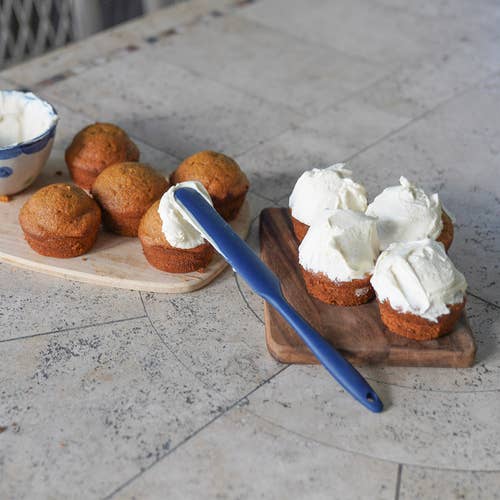 Fox Run Navy Silicone Icing Spatula, Spreader, 9"