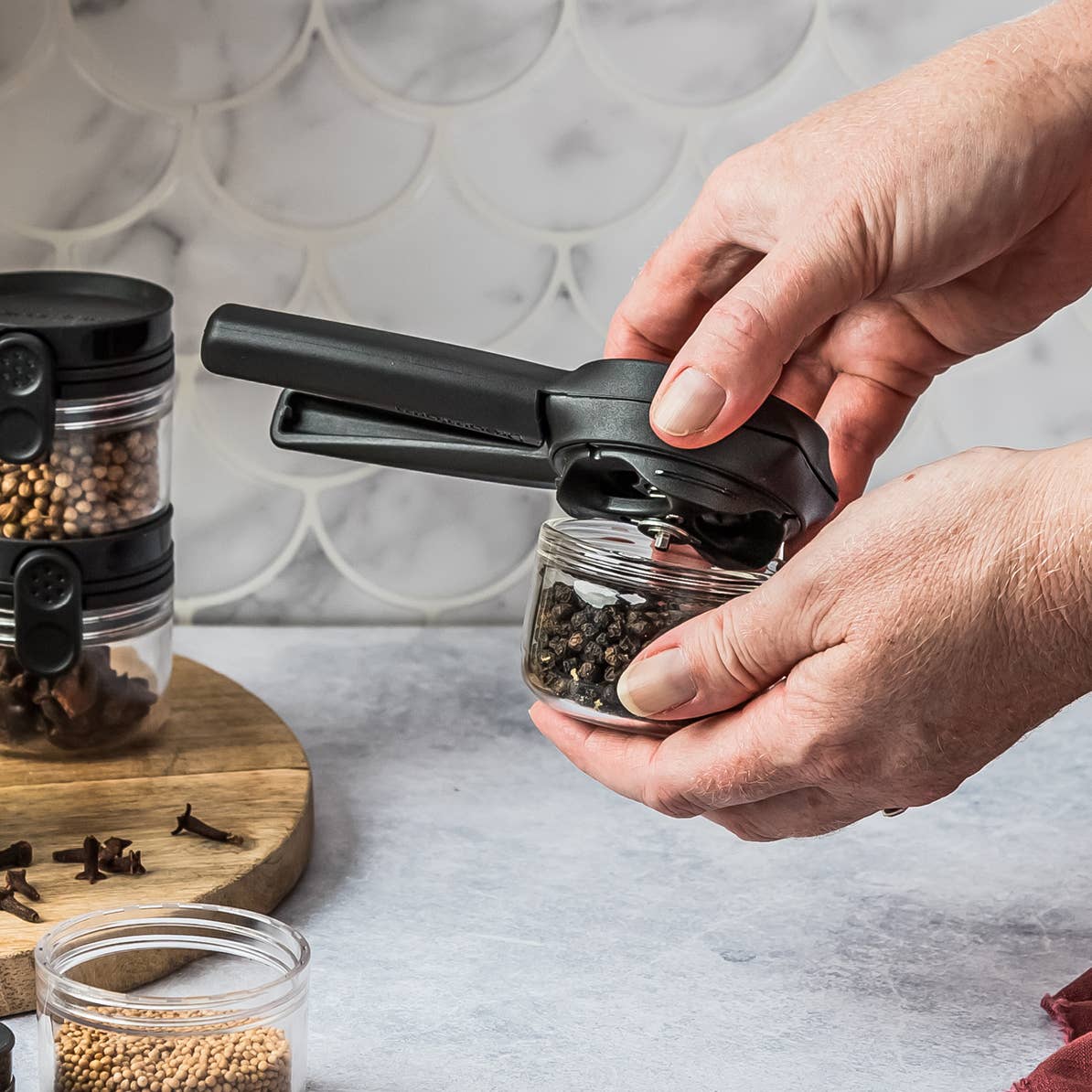 Ortwo Lite - Grind One-handed or Two