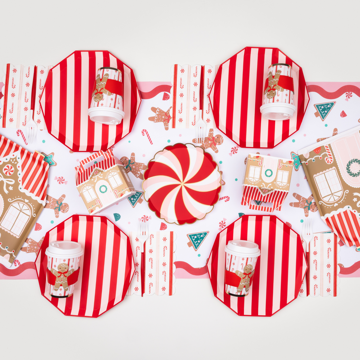 SWEET GINGERBREAD HOUSE COOKIE BOXES