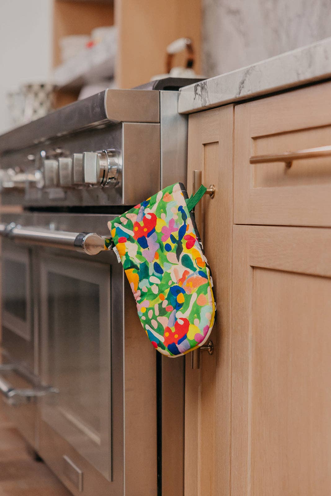 Crae.Home - Violet Oven Mitt