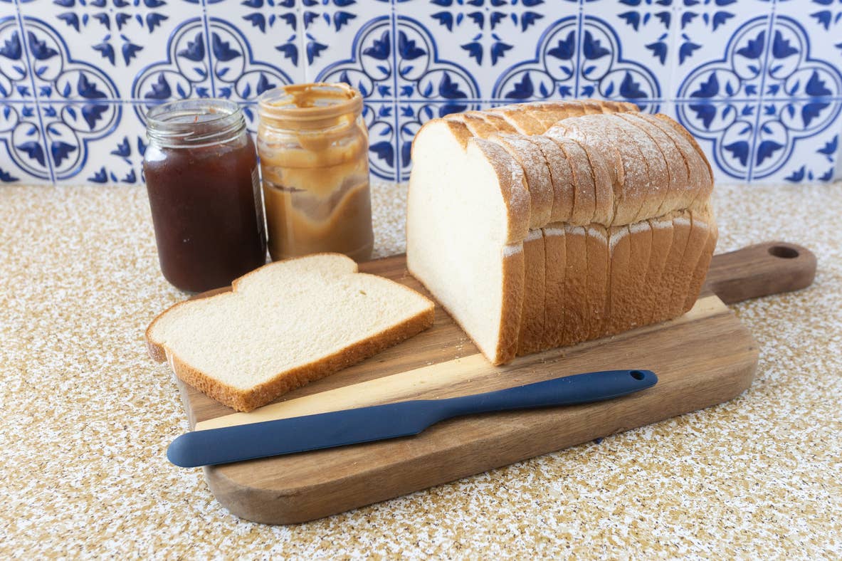 Fox Run Navy Silicone Icing Spatula, Spreader, 9"