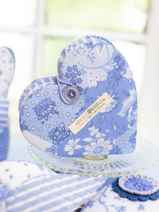 Porcelain Patchwork I Love Sewing Kit - Blue