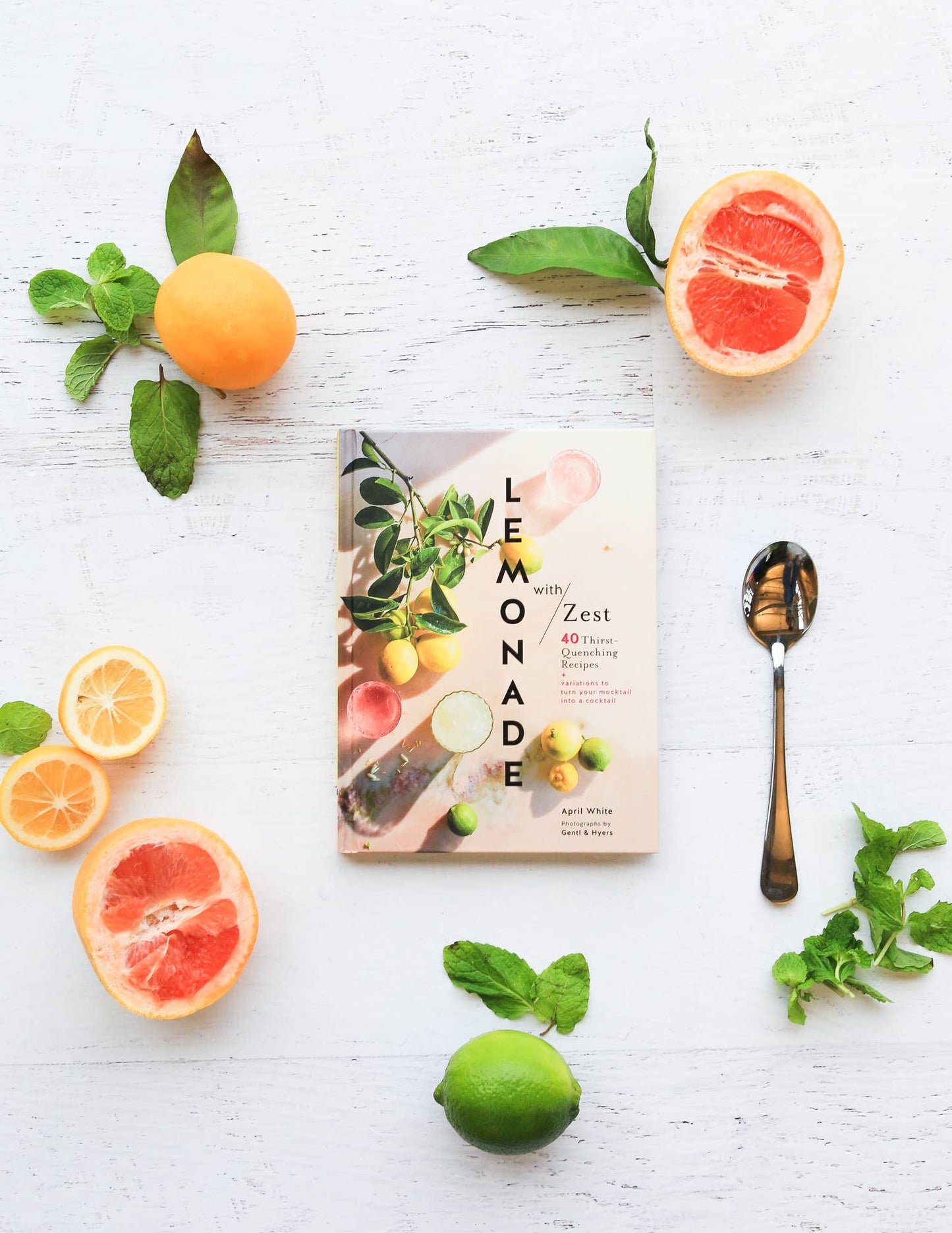 Chronicle Books - Lemonade with Zest
