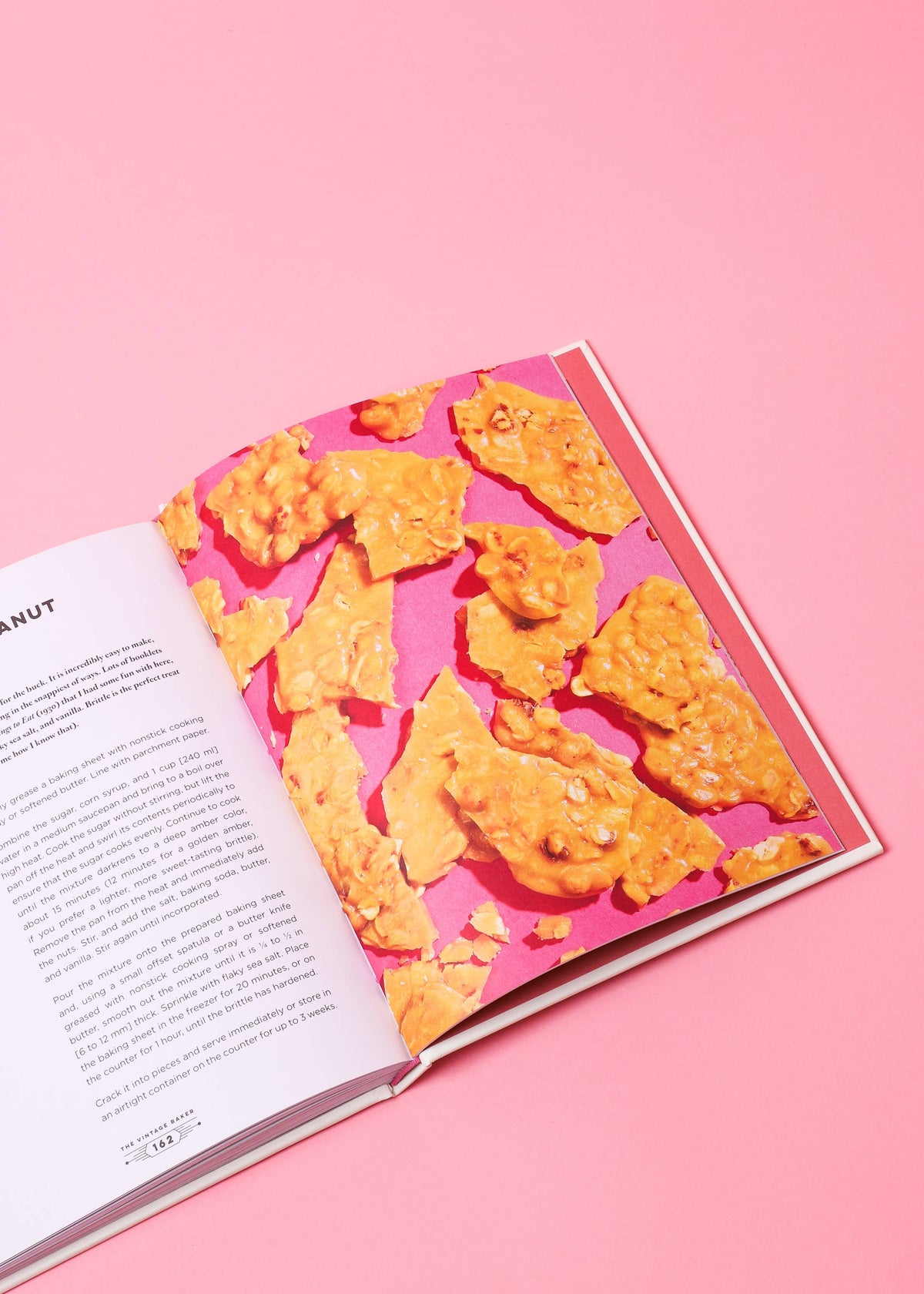 Chronicle Books - The Vintage Baker