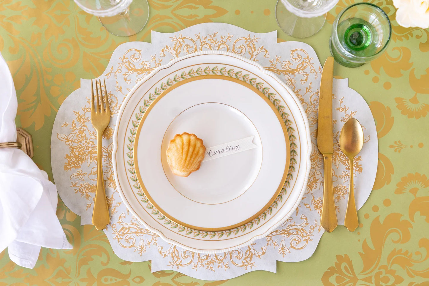 Die-cut Gilded Scroll Frame Placemat - 12 Sheets