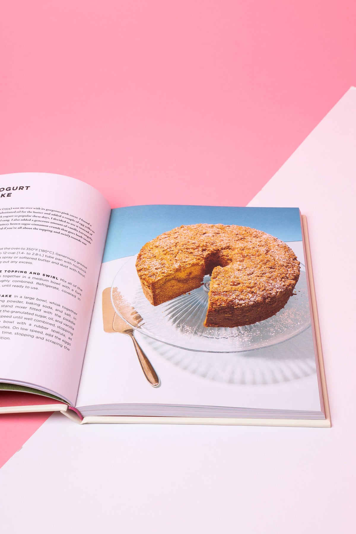 Chronicle Books - The Vintage Baker