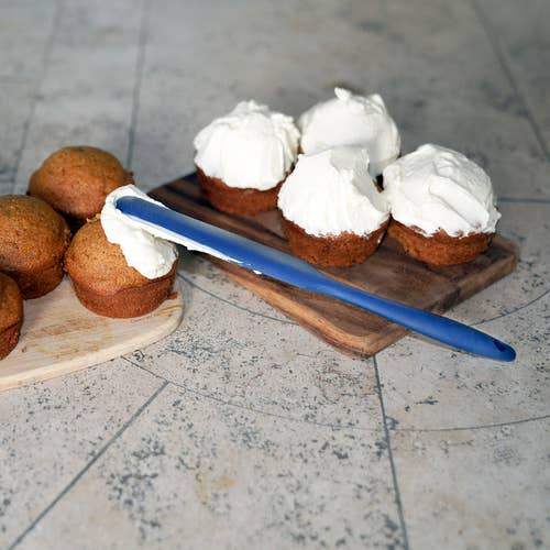 Fox Run Navy Silicone Icing Spatula, Spreader, 9"