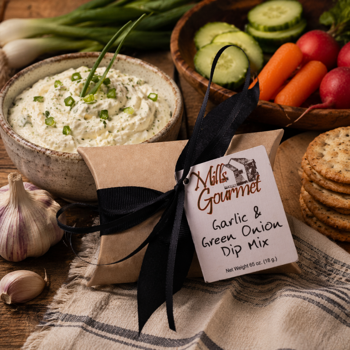 Mills Gourmet - Dip Mix - Garlic & Green Onion - .65 oz Kraft Pillow Box