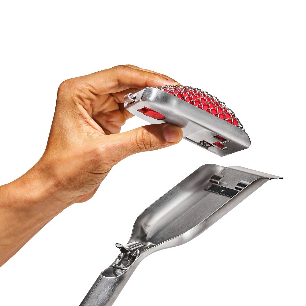 Coiled Grill Brush W/ Replacement Head