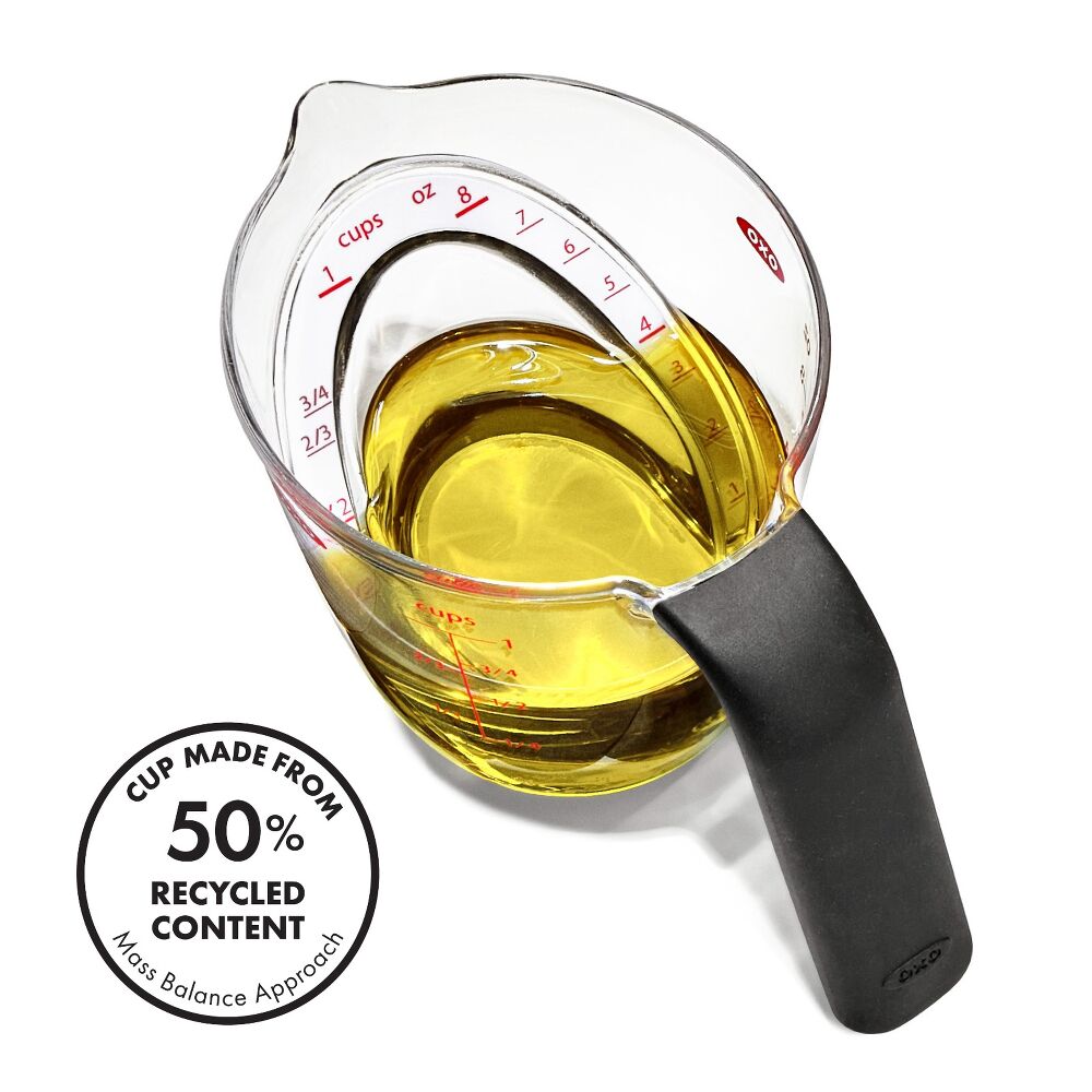 Angled Measuring Cups