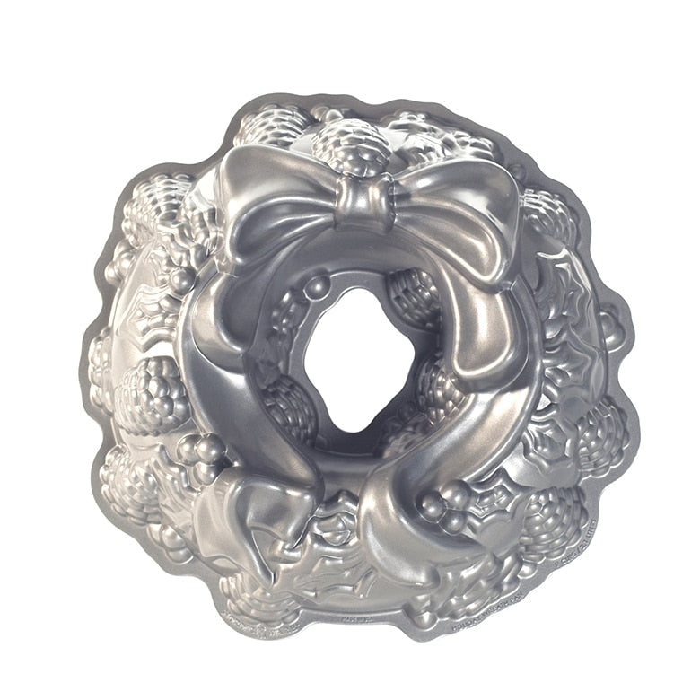 Holiday Wreath Bundt Pan